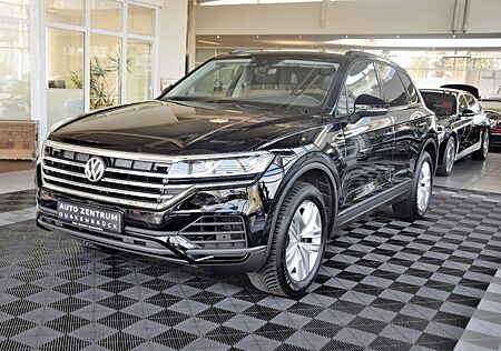 VW Touareg Volkswagen 3.0 TDI 4M LED+Navi+Leder+PDC+19"