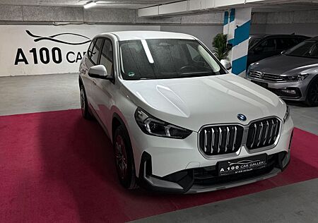 BMW iX1 30 xDrive*Assistente*AppCar*Cam*1Hand