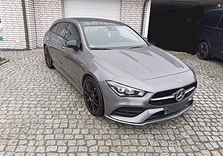 Mercedes-Benz CLA 200 CLA -Klasse Shooting Brake Edition