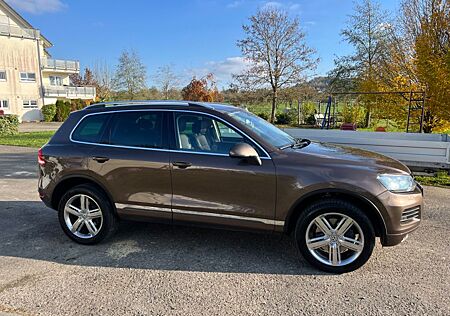 VW Touareg Volkswagen 4.2 V8 TDI Tiptronic -