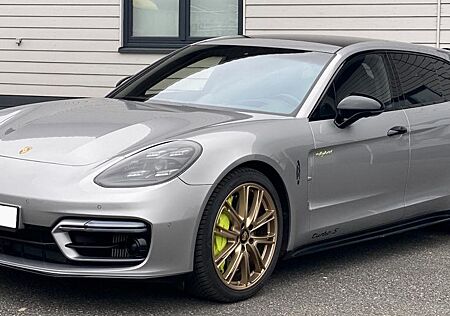 Porsche Panamera Sport Turismo Turbo S E-Hybrid LED