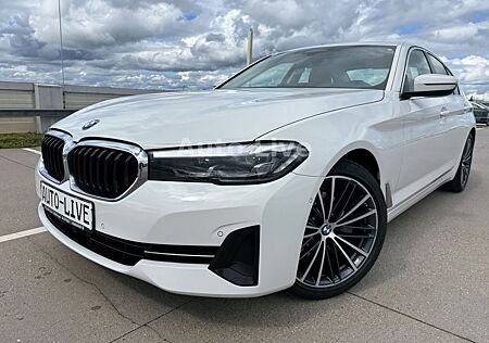 BMW 520d *AUTO*VIRTUAL*NAVI*LED*LEDER*SPORT*KAMERA!