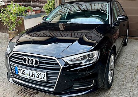 Audi A3 1.0 TFSI Sportback TÜV NEU Nichtraucher