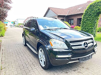 Mercedes-Benz GL 350 BlueTEC 4MATIC Grand Edition AMG 7SITZE