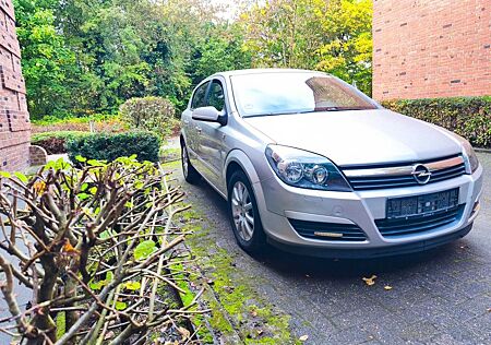 Opel Astra H TÜV bis 2027