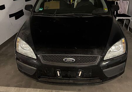 Ford Focus 1,6 Limousine