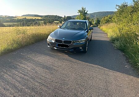 BMW 330d Touring Automatic -