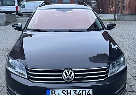 VW Passat Variant Volkswagen 2.0 BlueTDI SCR DSG Comfortli...