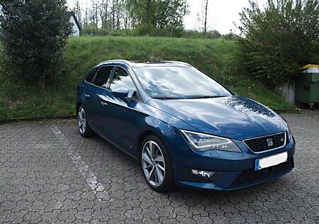 Seat Leon FR Kombi 2.0 TDI Allrad Panoramadach