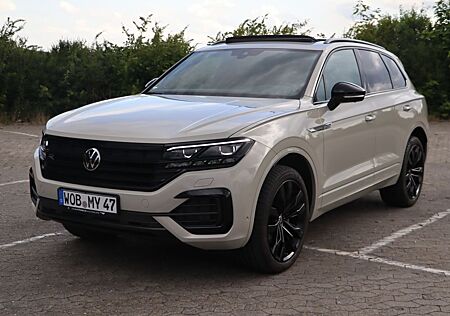 VW Touareg Volkswagen 3.0 V6 4MOT Tiptr. R-Line Pano Voll