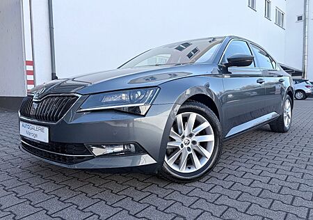 Skoda Superb Lim. 2.0 TDI DSG Style NAVI/AHK/ACC/DCC