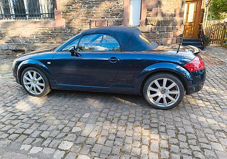Audi TT Roadster 1.8T 110KW -