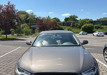 Audi A6 2.0 TDI -