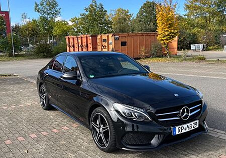 Mercedes-Benz C 400 4MATIC AMG Line Autom. AMG Line