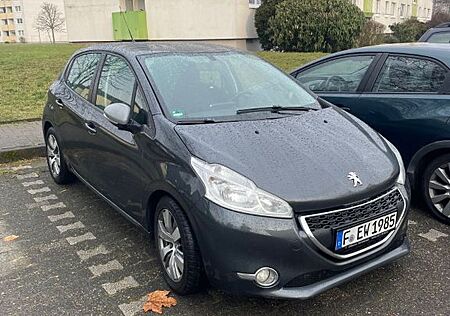 Peugeot 208 1.6 Active BlueHDi 100 STOP & START Active