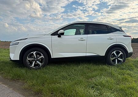 Nissan Qashqai 1.3 DIG-T MHEV PREMIERE EDITION