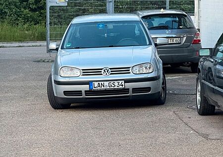 VW Golf Volkswagen 1.8 Standard