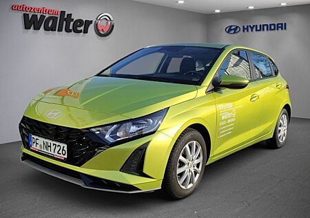 Hyundai i20 1.0l/ TREND/ Navi/ Einparkhilfe hinten
