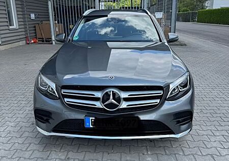 Mercedes-Benz GLC 250 4MATIC Autom. AMG Line Top gepflegt .