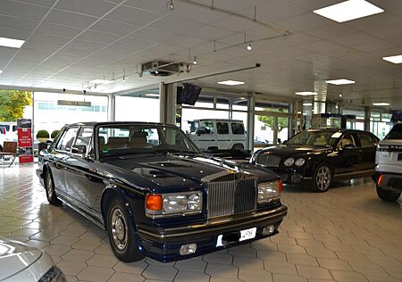 Rolls-Royce Silver Spirit