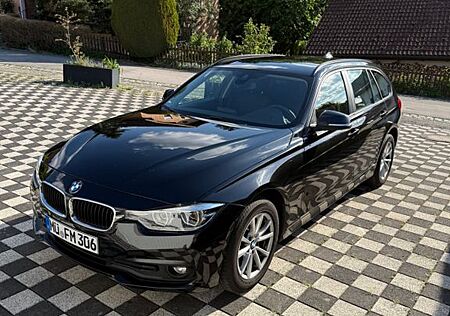 BMW 318d Touring Advantage