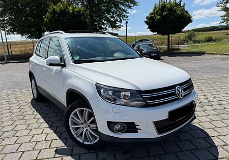 VW Tiguan Volkswagen Sport & Style BMT 4Motion Panorama