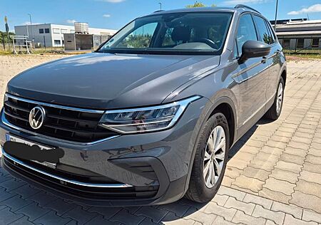 VW Tiguan Volkswagen 1.5 TSI+Automatik+Massagesitze+1.Hand