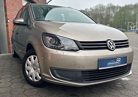 VW Touran Volkswagen Trendline Xenon*Klima*PDC*eFH*Temp*S-Heft