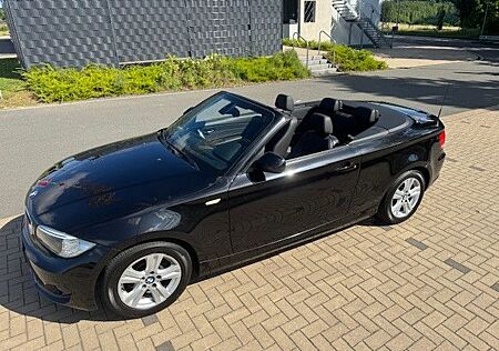 BMW 118i Cabrio /Klima /E- Dach/Leder/ 1. Hand
