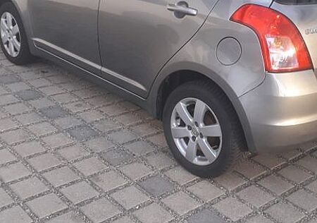 Suzuki Swift gebraucht kaufen Suzuki Swift 1,3 Comfort Comfort