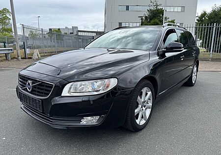 Volvo V70 Kombi Linje Svart Leder Navi PDC SHZ