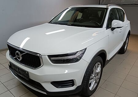 Volvo XC 40 XC40 Momentum 2WD