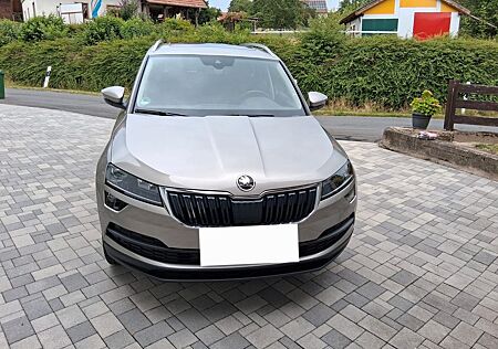 Skoda Karoq 1.5 TSI DSG Style, 1. Hand, TOP!