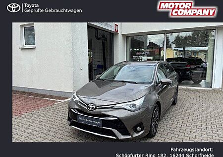 Toyota Avensis Combi 1,8 Benzin 6.-Gang Team Deutschlan