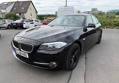 BMW 520d XENON*NAVI*CLIMA*TEMPOMAT*PDC