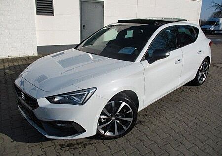 Seat Leon 2,0TDI DSG FR Pano Memory LED ACC Kam Navi