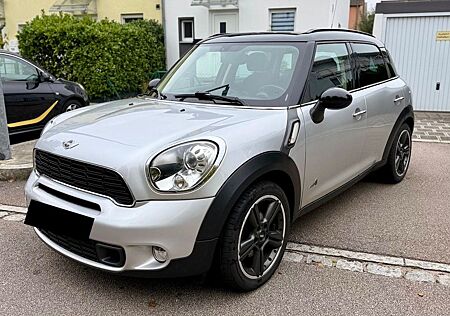 Mini Cooper SD Countryman Countryman Cooper SD ALL4 AHK Tüv 07/27