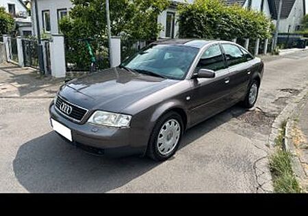 Audi A6 2.4 multitronic -