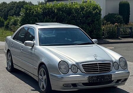 Mercedes-Benz E 320 E320 2 Hand*Tüv*Sheft*Xenon*Navi*Bose*8fach*VOLL