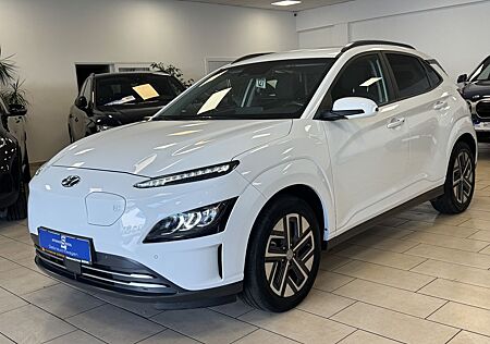 Hyundai Kona Trend 2WD*LED*Navi*R-Cam*CarPlay*SHZ*ACC*1H