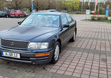 Lexus LS 600 LS 400 inkl. LPG, AHK und H mgl, 8x bereift