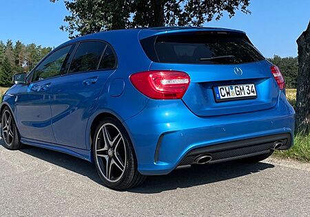 Mercedes-Benz A 180 AMG Line AMG Line
