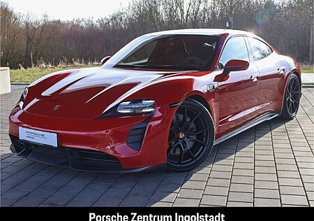 Porsche Taycan GTS Panorama Beifahrerdisplay Wärmepumpe