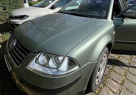 VW Passat Volkswagen 2.0 Basis Basis