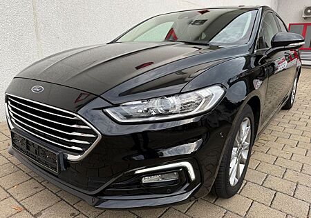 Ford Mondeo Lim. Titanium Leder,LED,Shz,Navi,Temp,Kam