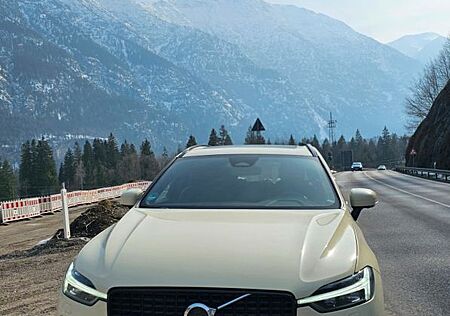 Volvo XC 60 XC60 B4 D Ultimate Dark Auto Ultimate Dark