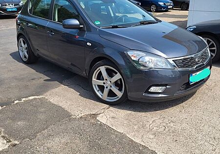 Kia Cee'd / Ceed 1.4 CVVT