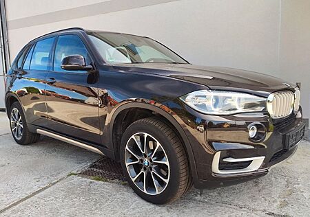 BMW X5 xDri30d Exclusiv Sportpak NavProf BiXen Memor