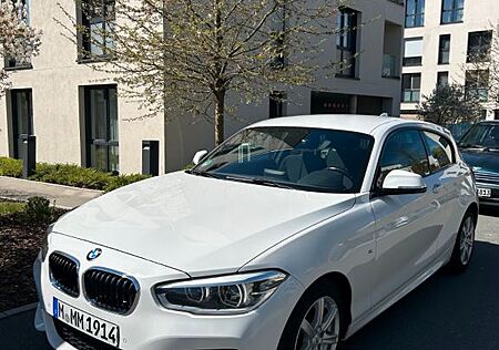 BMW 116i Sport Line Sport Line