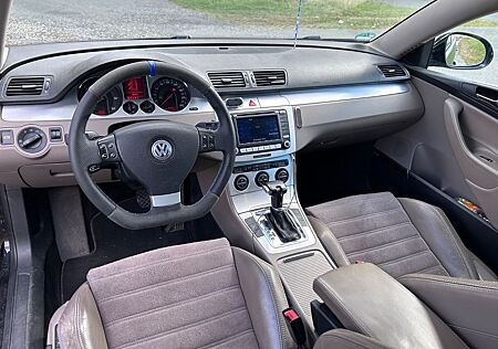 VW Passat Variant Volkswagen 2.0 TDI DPF DSG 125kW Highlin...